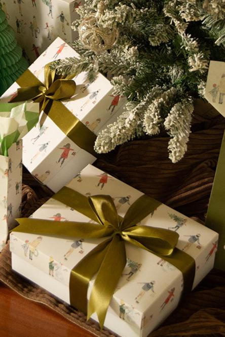 MAKE YOUR OWN GIFT BOX